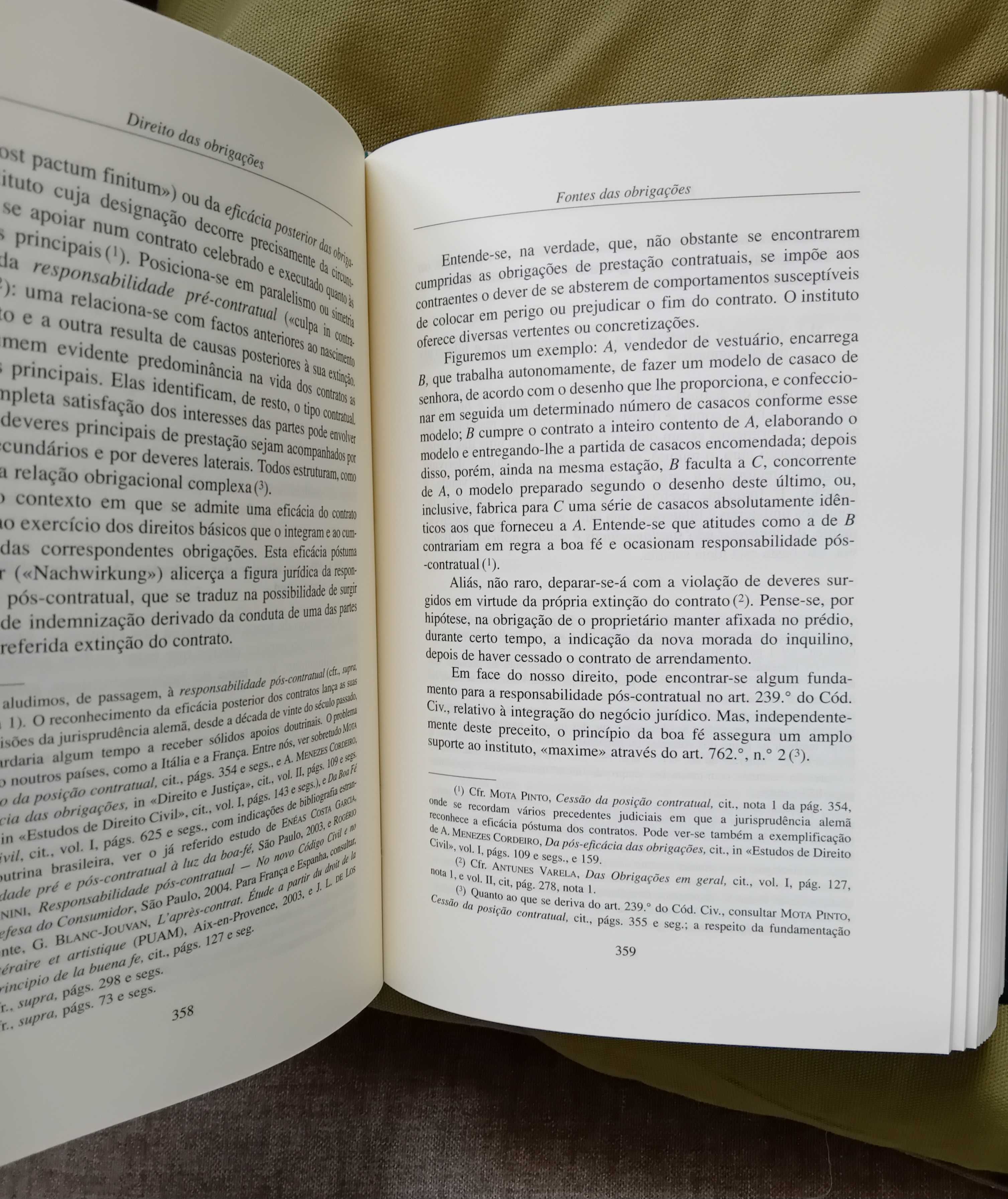 Livro "Direito das Obrigações"