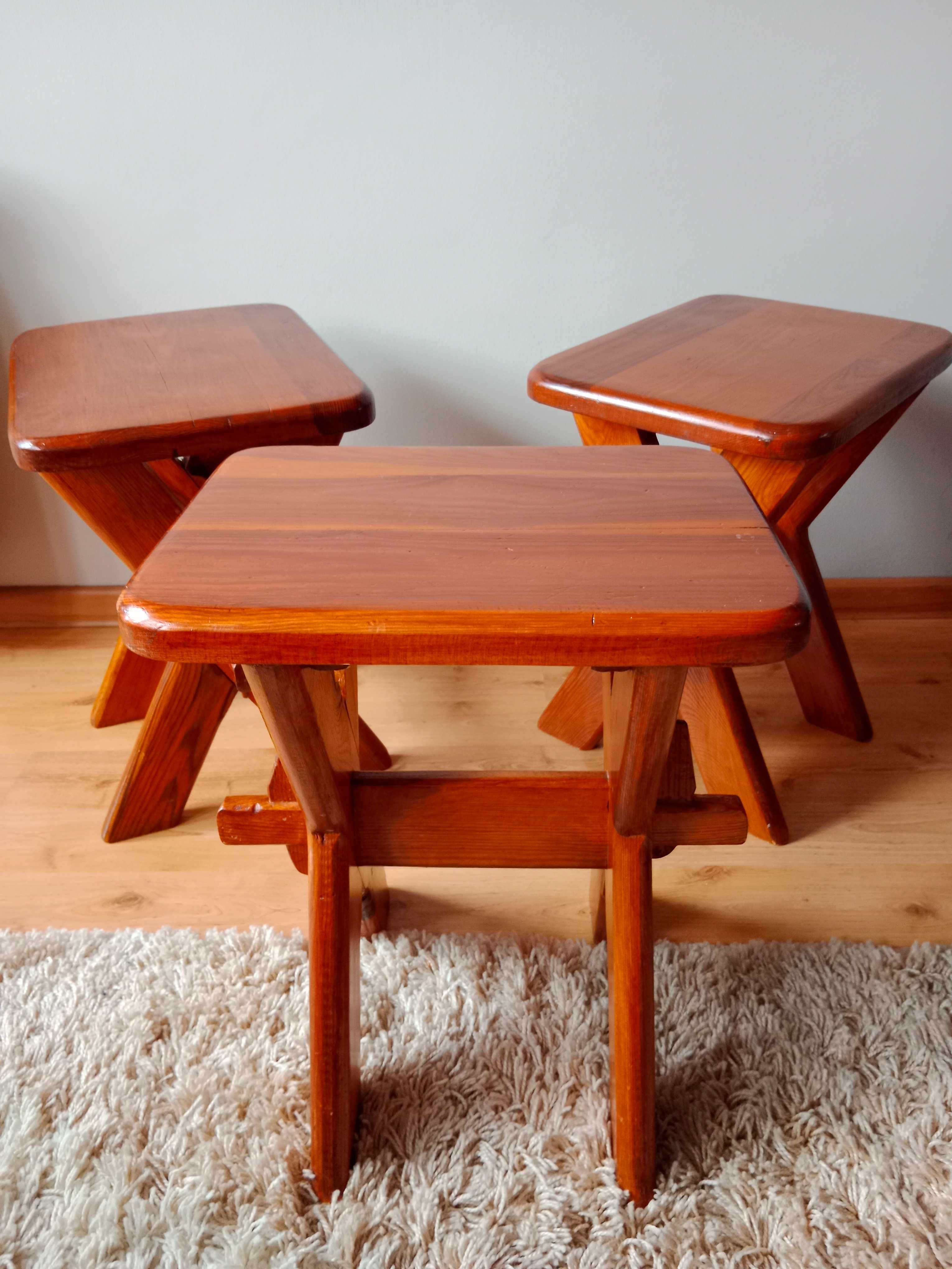 Taborety /stołki drewniane zestaw 3 sztuki