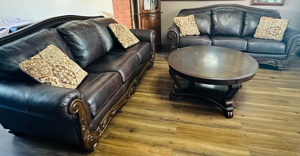2 sofy rustykalne zestaw wypoczynkowy skóra mellwood Ashley furniture