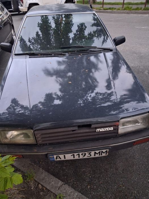 Продам автомобіль Mazda323 bf