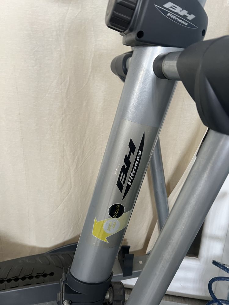 Elíptica BH Spazio maquina ginastica