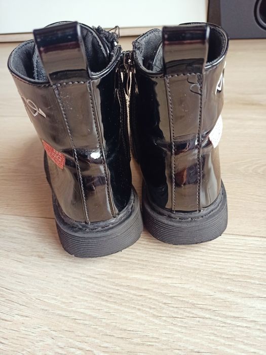 Buty botki trzewiki dziewczęce czarne lakierowane 29