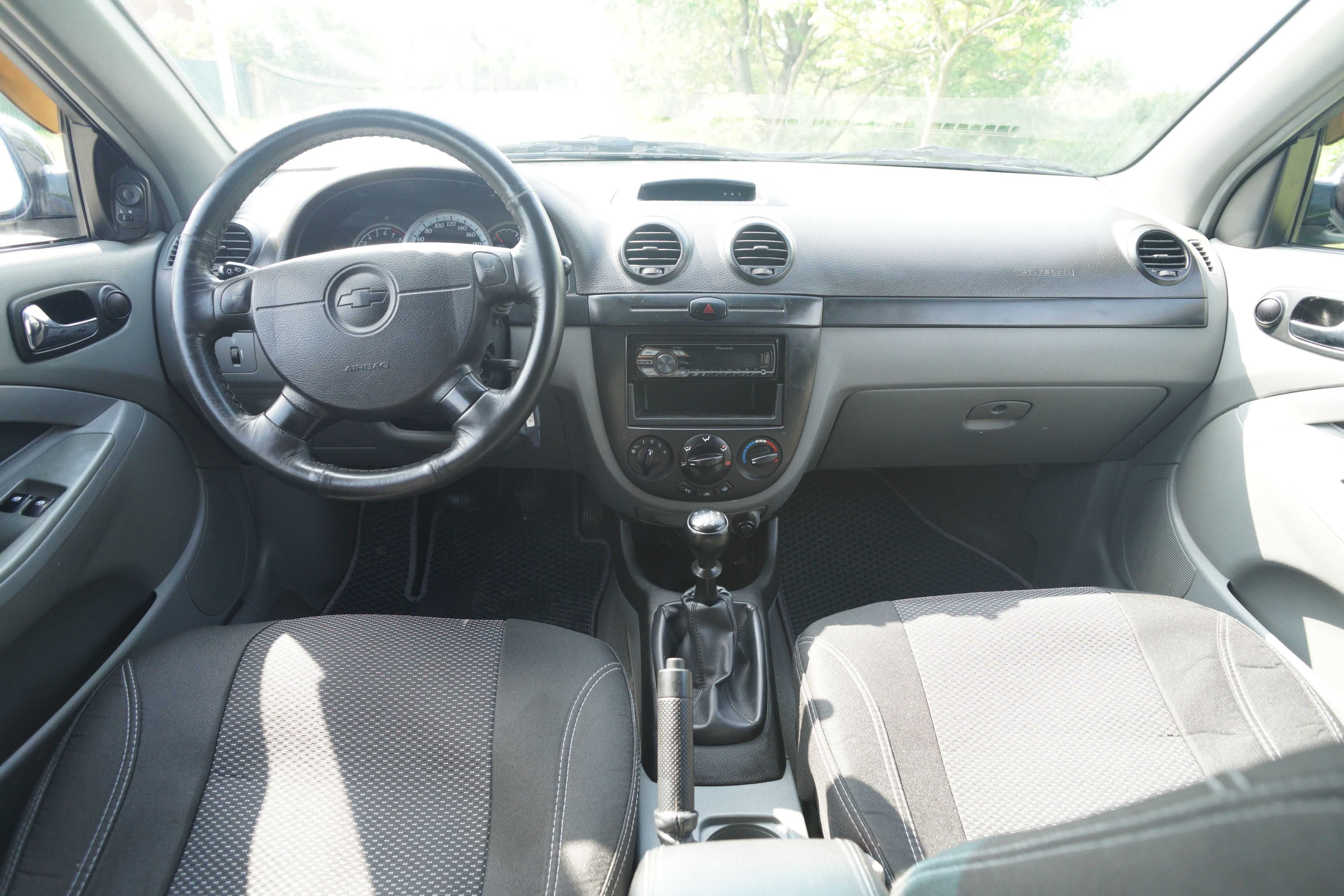 Chevrolet Lacetti 1.8 універсал