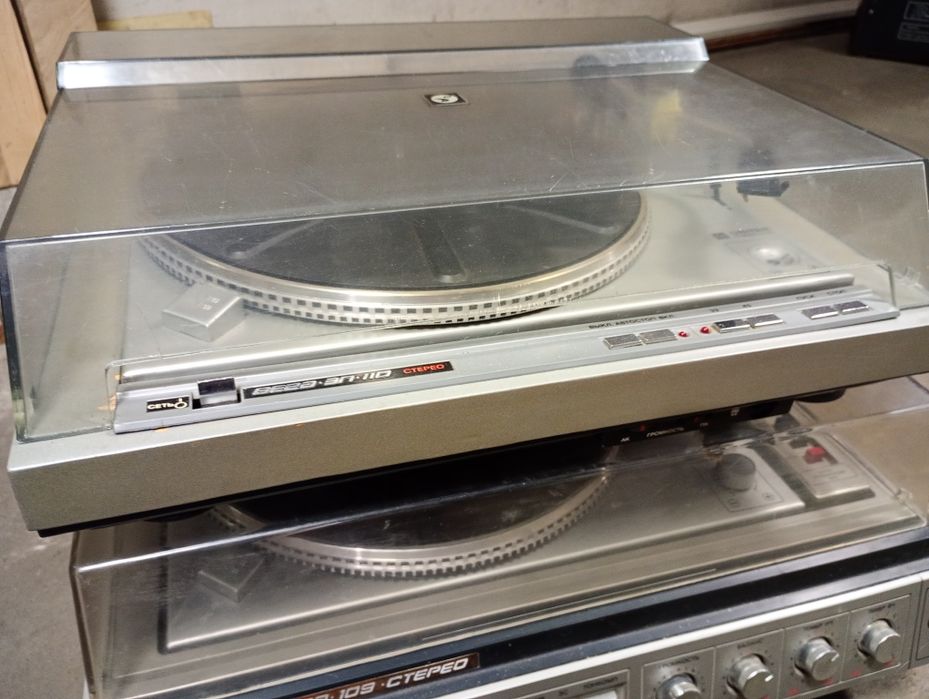 Продам Вега 109, 110 Радиотехника 101.