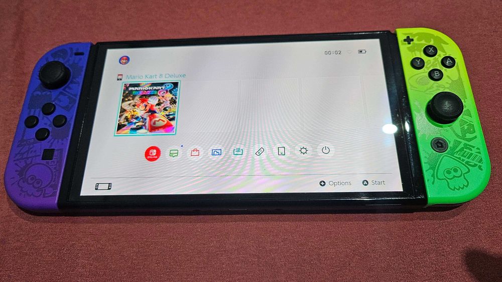 Nintendo Switch Oled Splatoon 3 edition + Mario kart 8