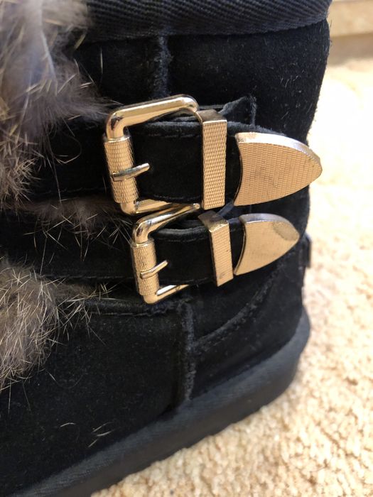 Зимове взуття уггі