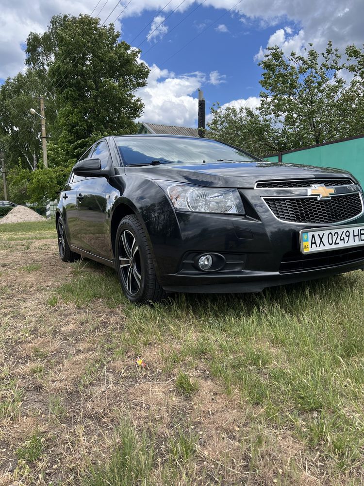 Продам власне авто Chevrolet Cruze.