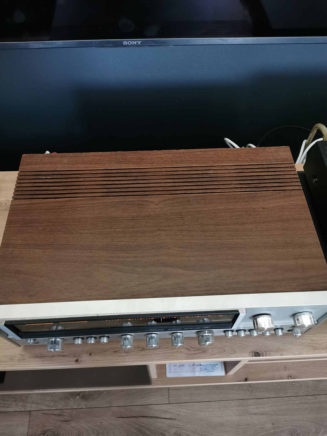 Sansui 881 amplituner