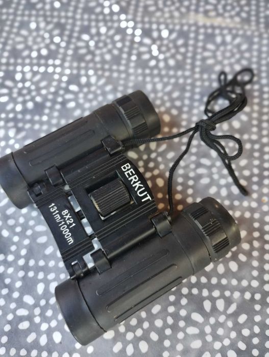 Lornetka Berkut 8-2 x 21