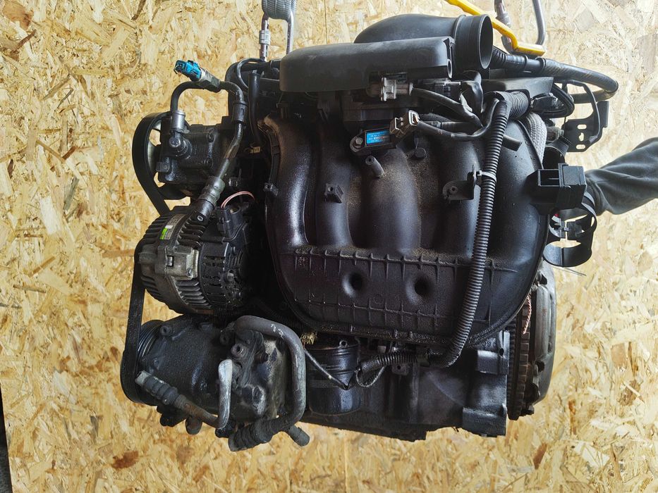 Citroen C4 C5 Xsara Peugeot 807  307 406 Silnik 2.0 16V EW10 RFN