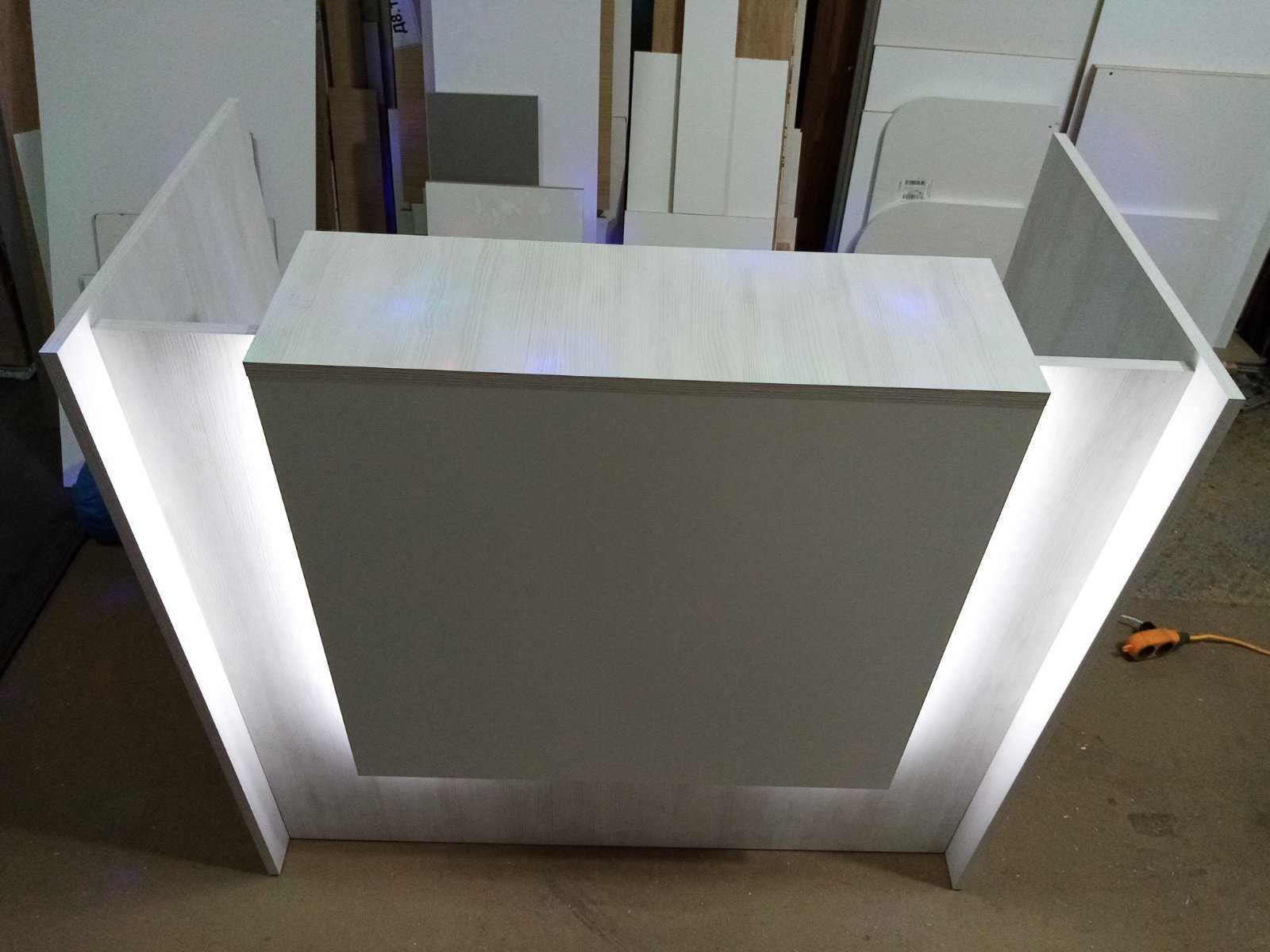 Lada recepcyjna z podświetleniem led