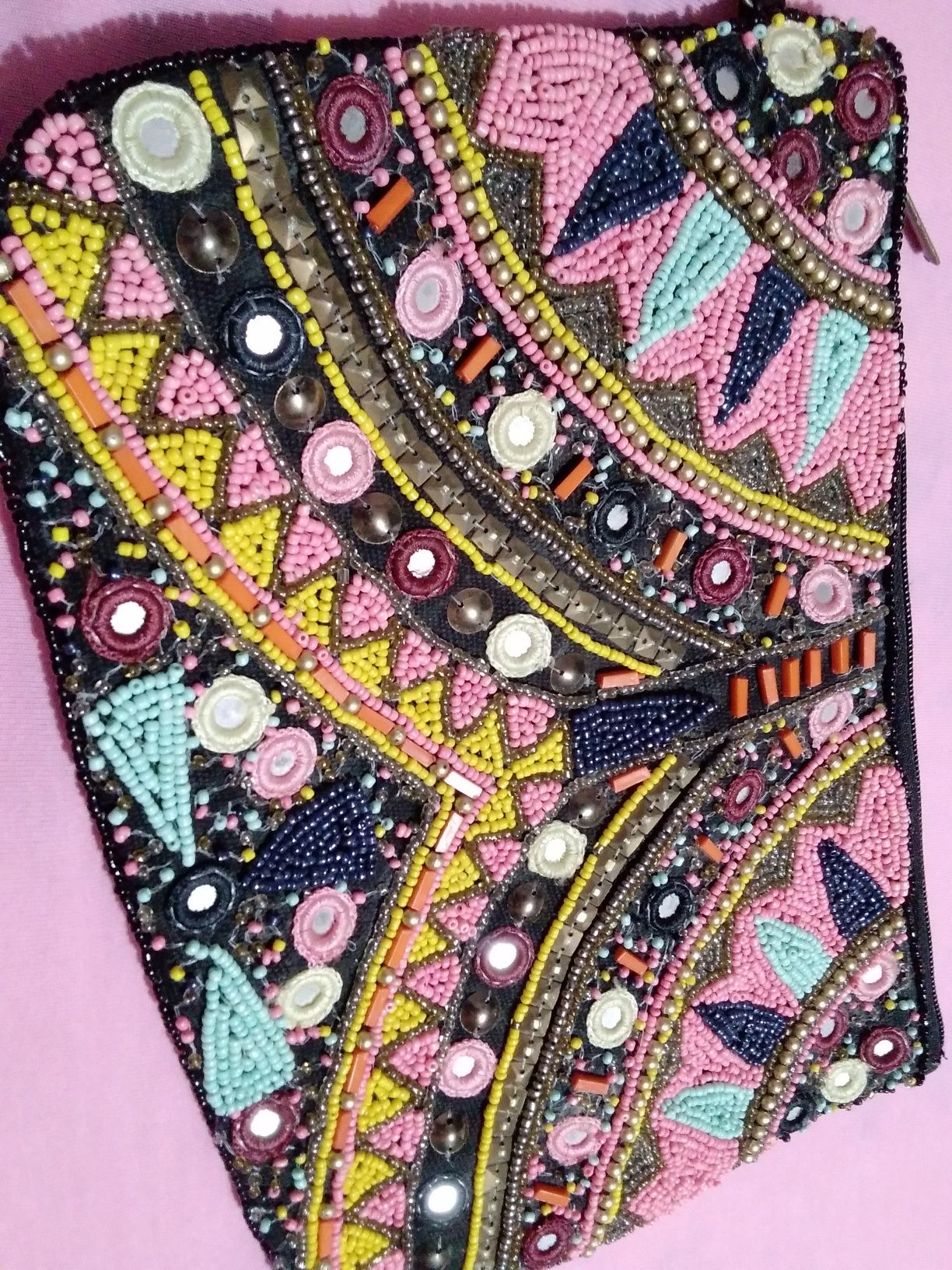 Clutch missangas 27x9cm