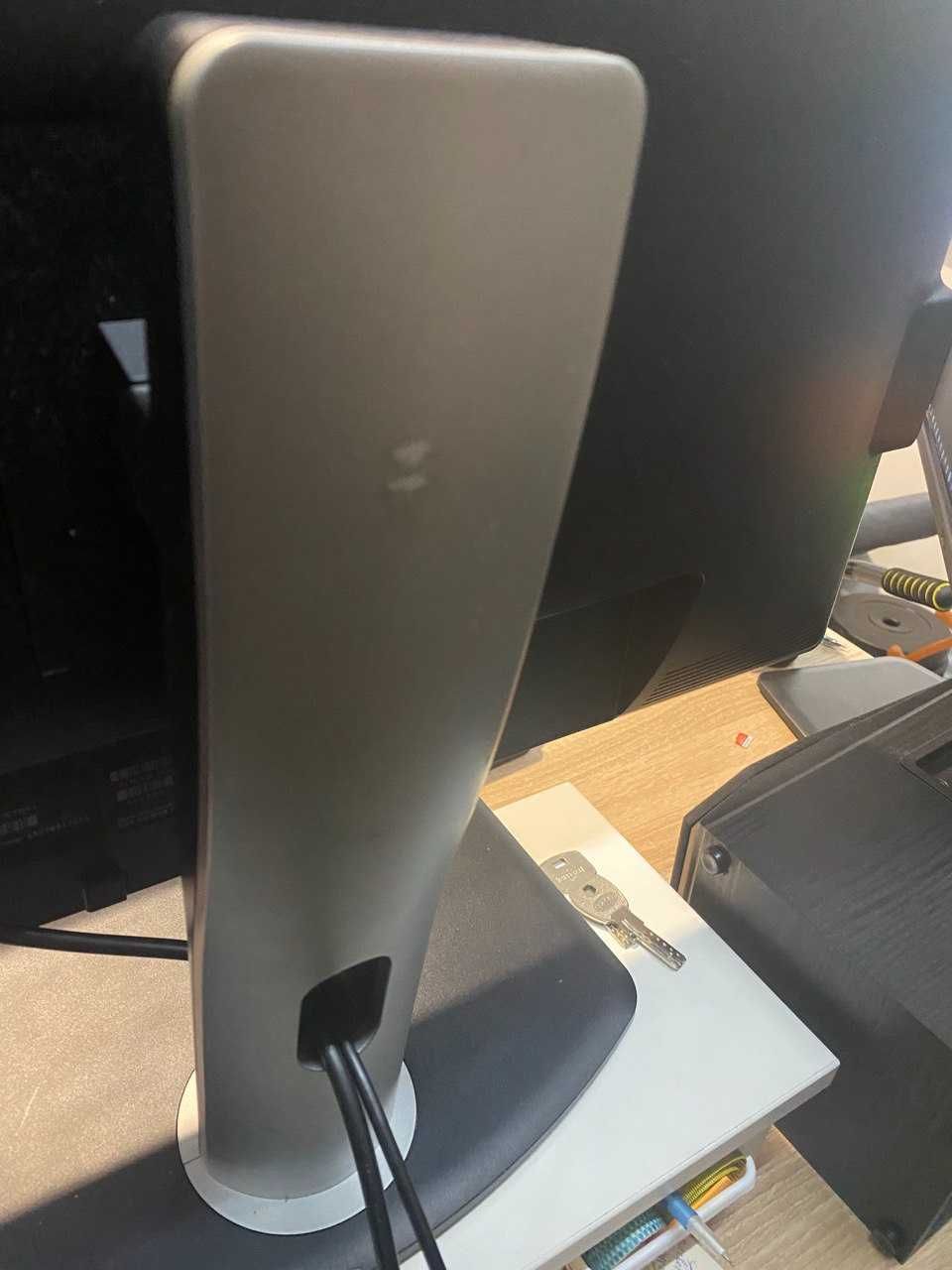 Монітор 27" 2К Dell UltraSharp U2713HM
