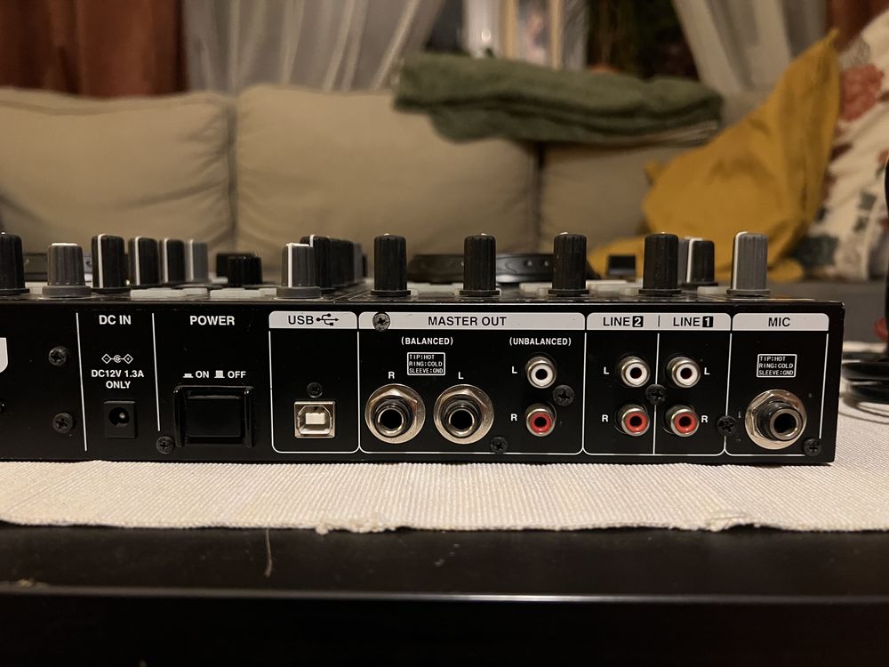 DENON DJ MC3000 kontroler konsola