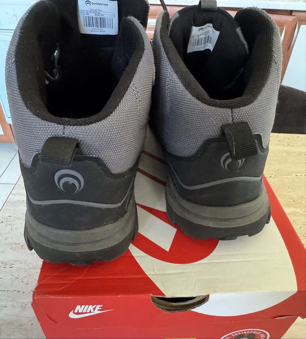 Трекінгові черевеки Outventure