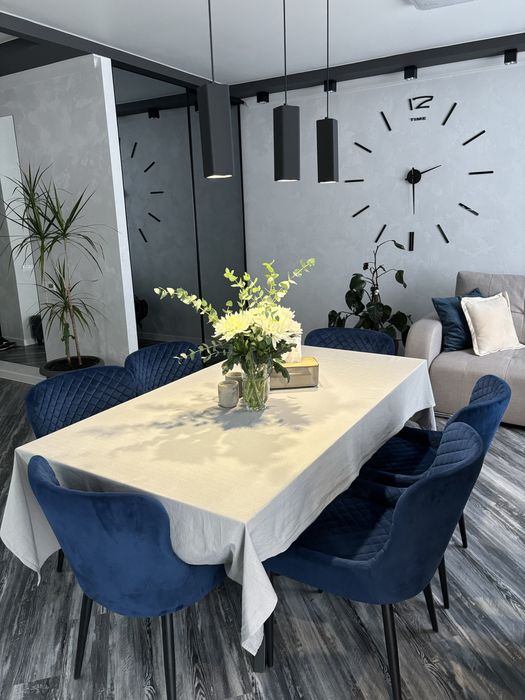 Євро3кімнатна квартира з якісними меблями, технікою