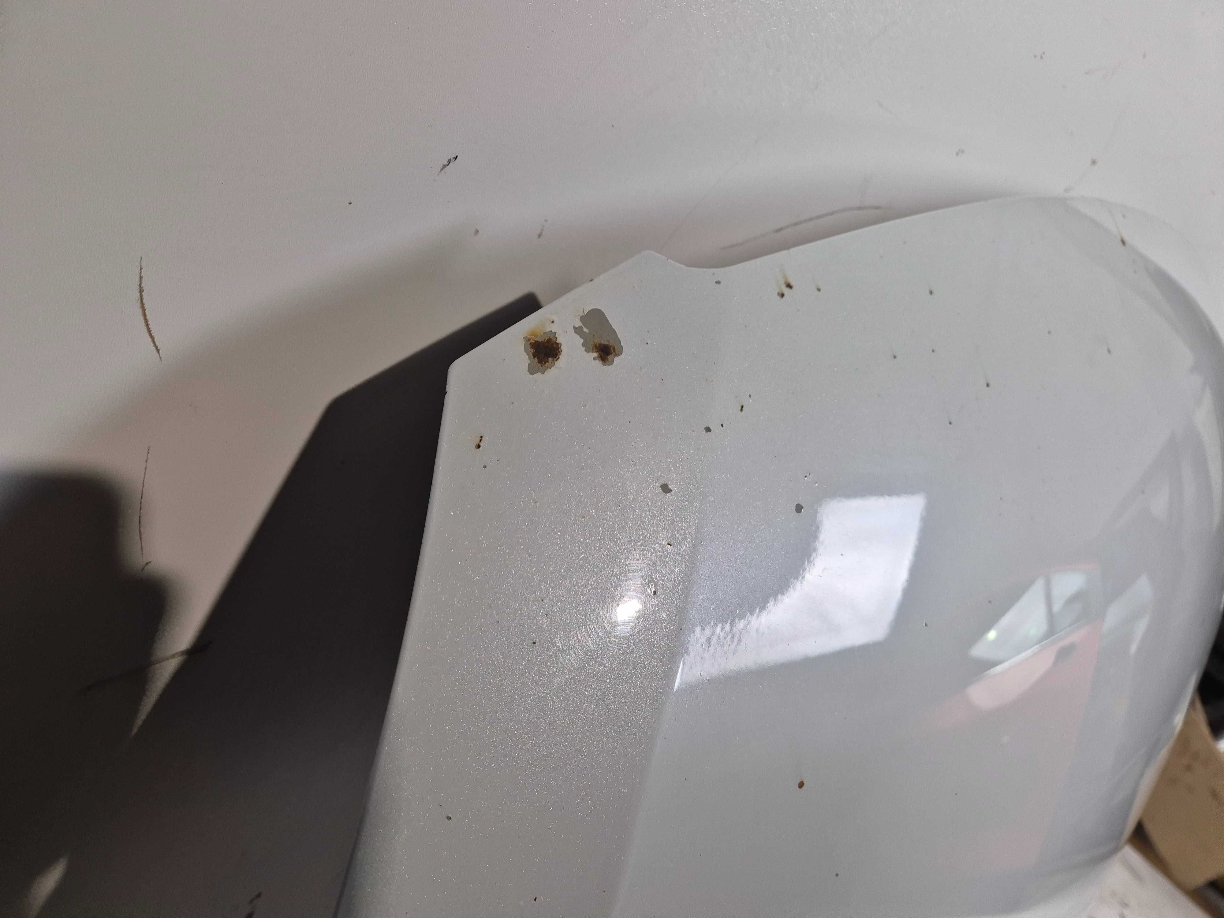 Suzuki Swift MK7 maska pokrywa silnika.