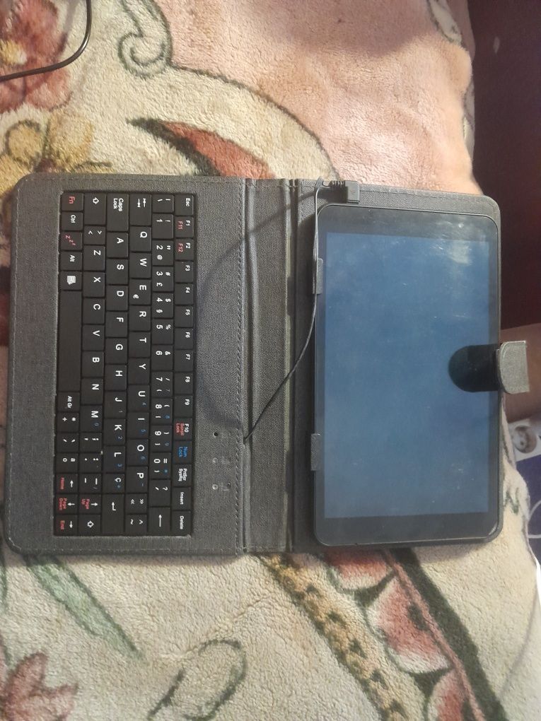 Tablet com teclado