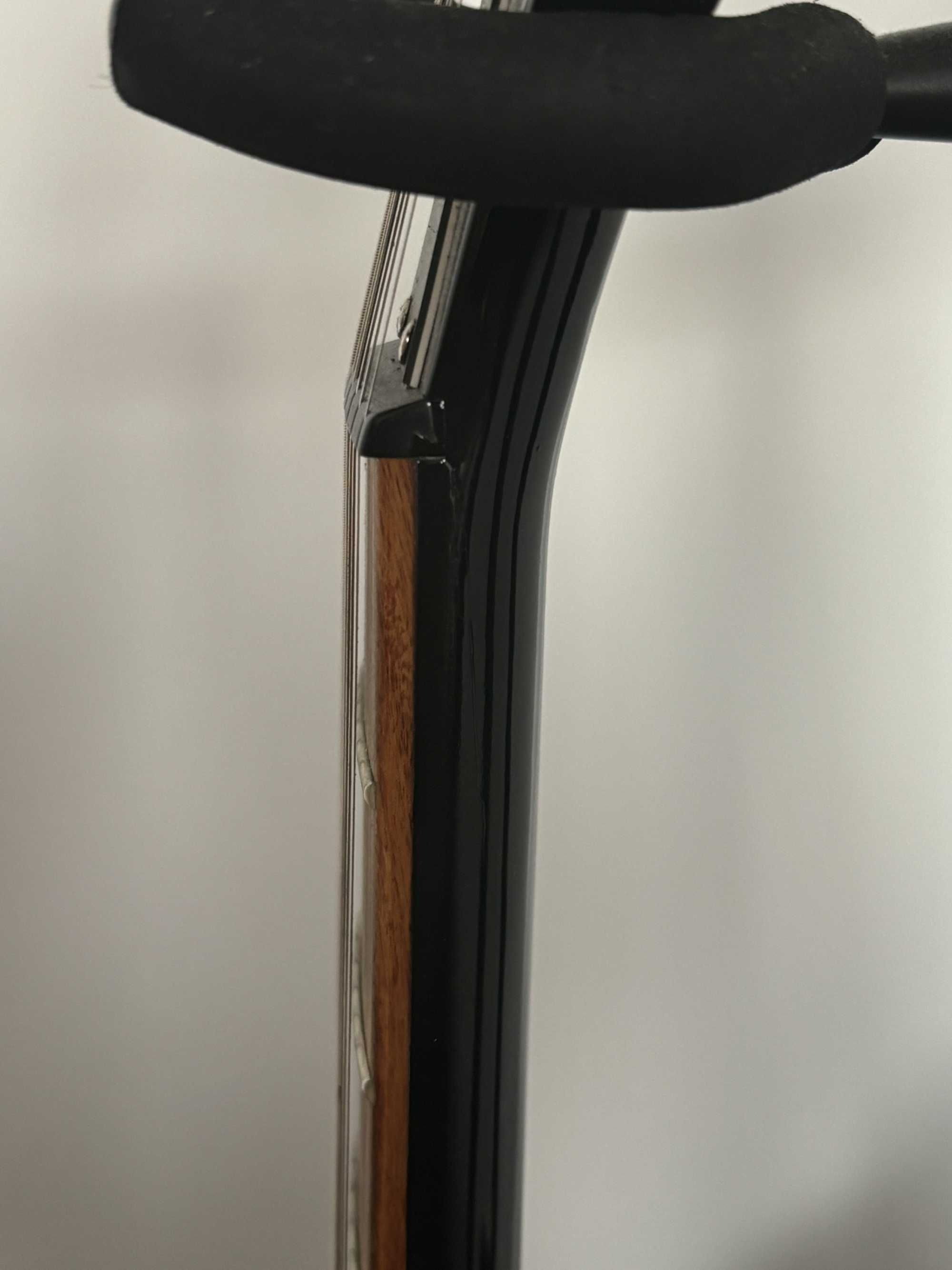 Epiphone Dot VS Gitara guitar