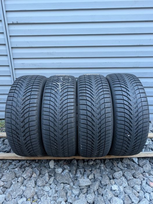 Комплект зимових шин Michelin 215/55 R16 215*55 16 Alpin A4