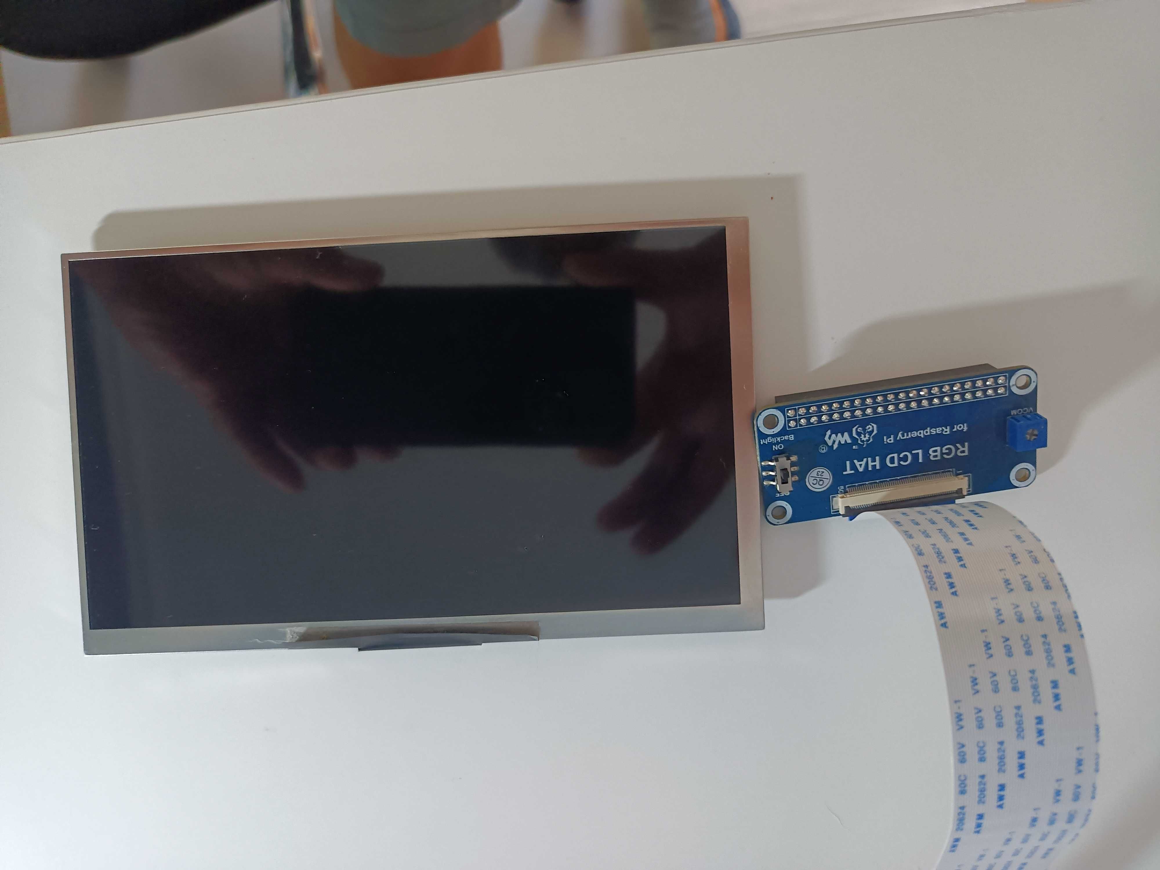 7-calowy wyświetlacz LCD DPI