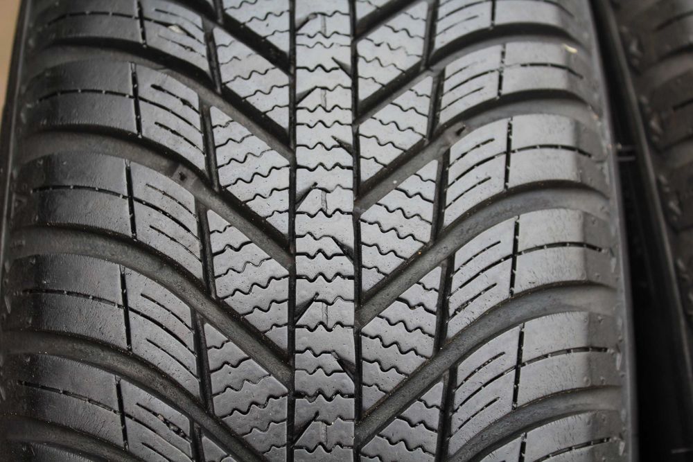 185 65 R15 Goodyear// Nexen