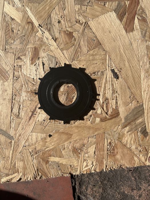 Пластина колінчастого валу 13622-PNA-003. Позиція 13.