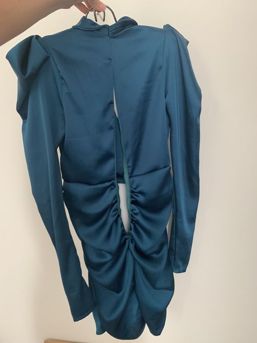 Продам шелковое платье р.м