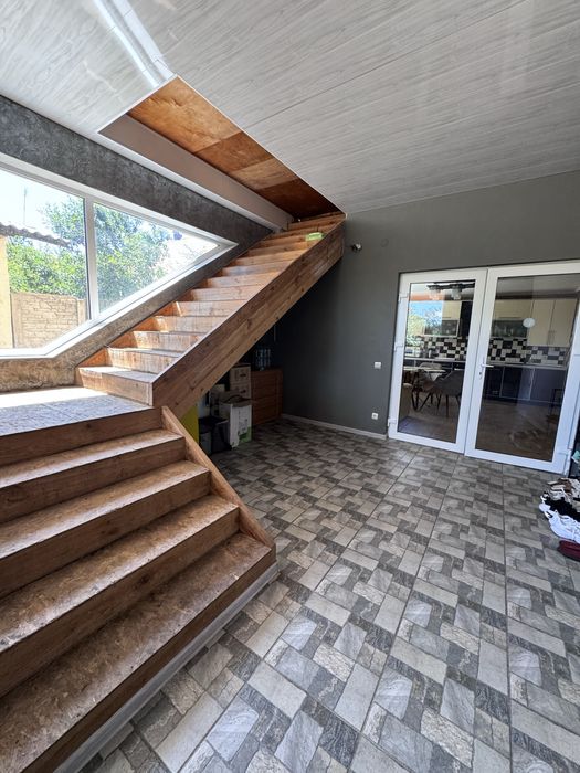 Чудовий Будинок в передмісті