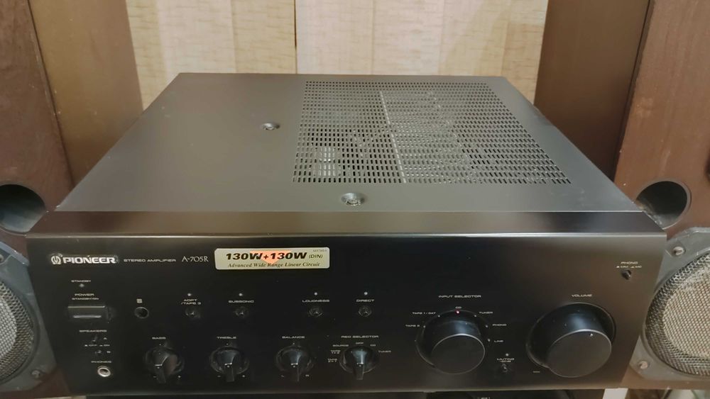 Мощный Усилитель звука  Pioneer A-705R. Звук !
