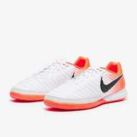 Футзалки Nike Tiempo Lunar Legend 7 Pro IC. Us 10.5 / 28,5 см