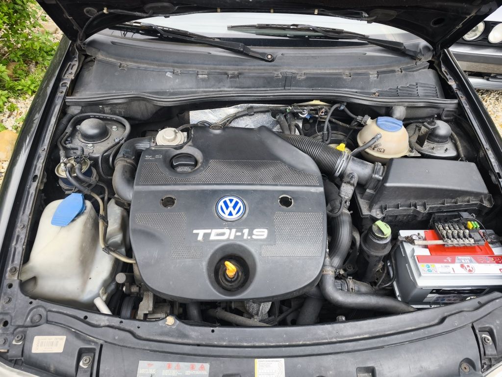 SEAT Ibiza 1.9 TDI – Motor VW, económico, fiável, pneus novos