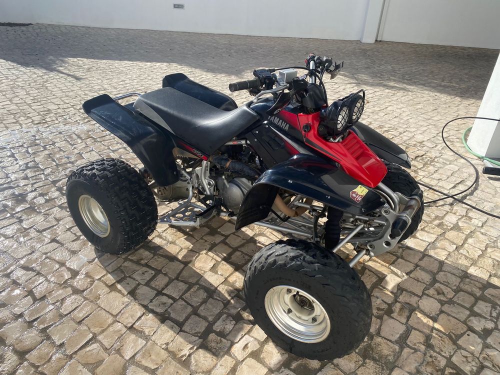 Yamaha Warrior 350 + atrelado Rebosov basculante