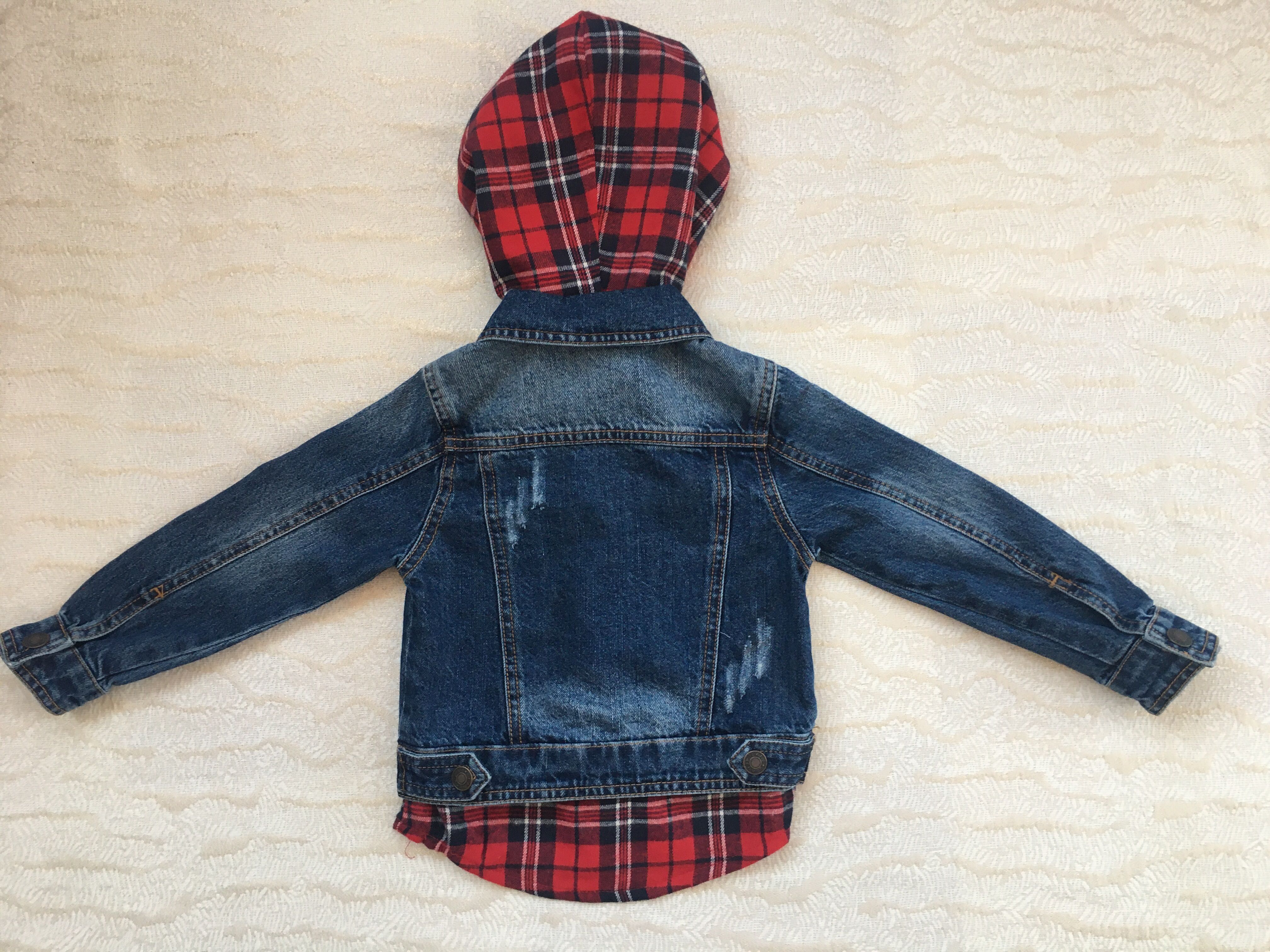Джинсова куртка/джинсівка/для/на мальчика/хлопчика с капюшоном 98-110