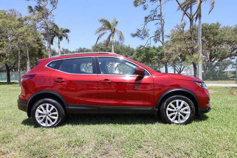 Nissan Rogue Sport SV 2021