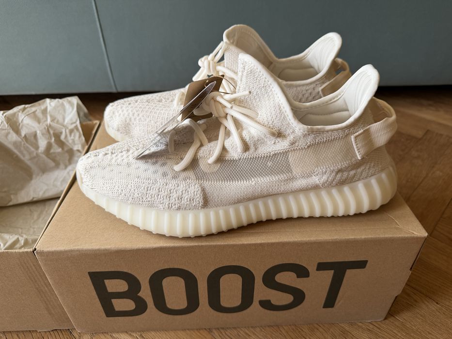 Yeezy 350 v 2  47 1/3 bone