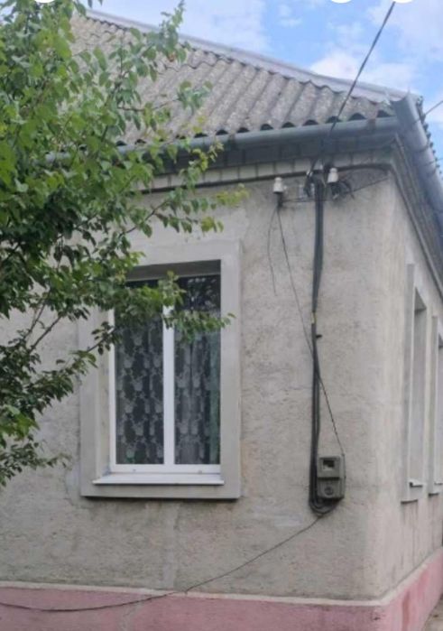 Левый  берег Березановка продам  добротный  дом с удобствами