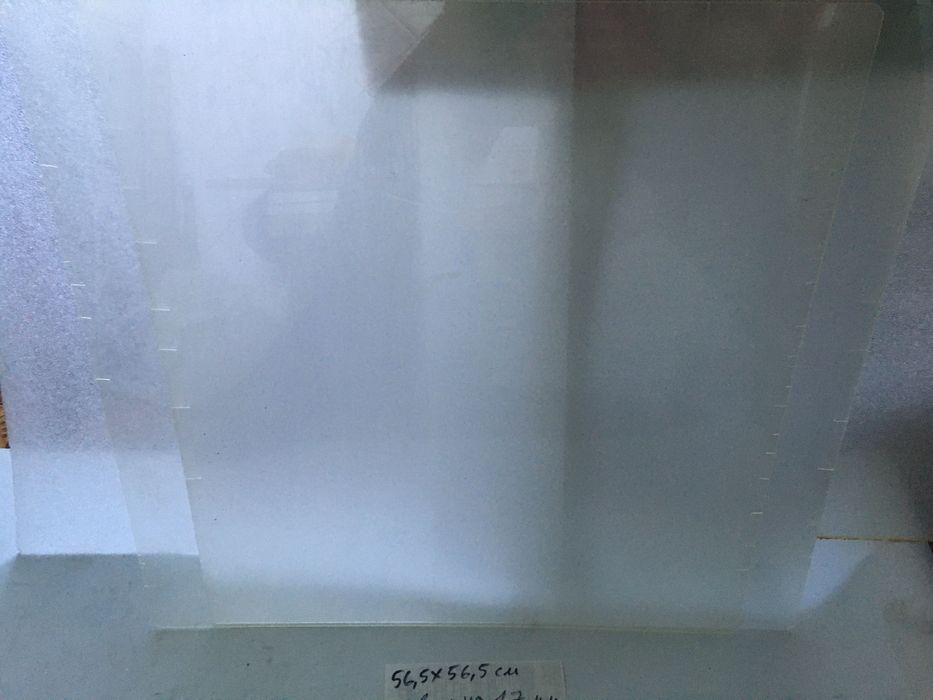 Оргскло,Оргстекло.параметри56,5х56,5см.товщина 1,7мм