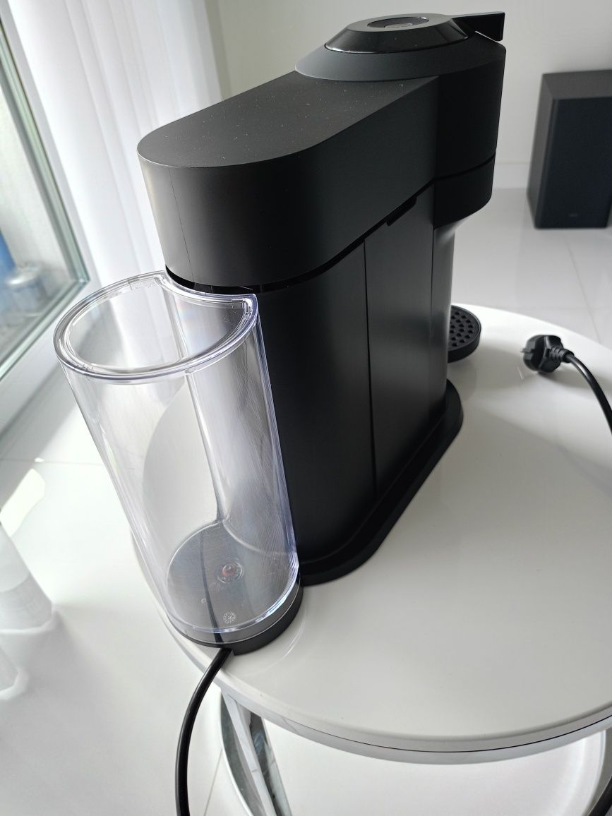 Ekspres Nespresso Vertuo Next