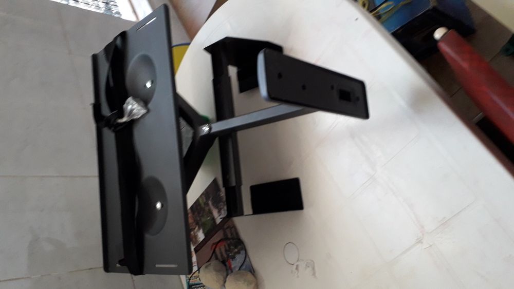 Suporte para TV e video