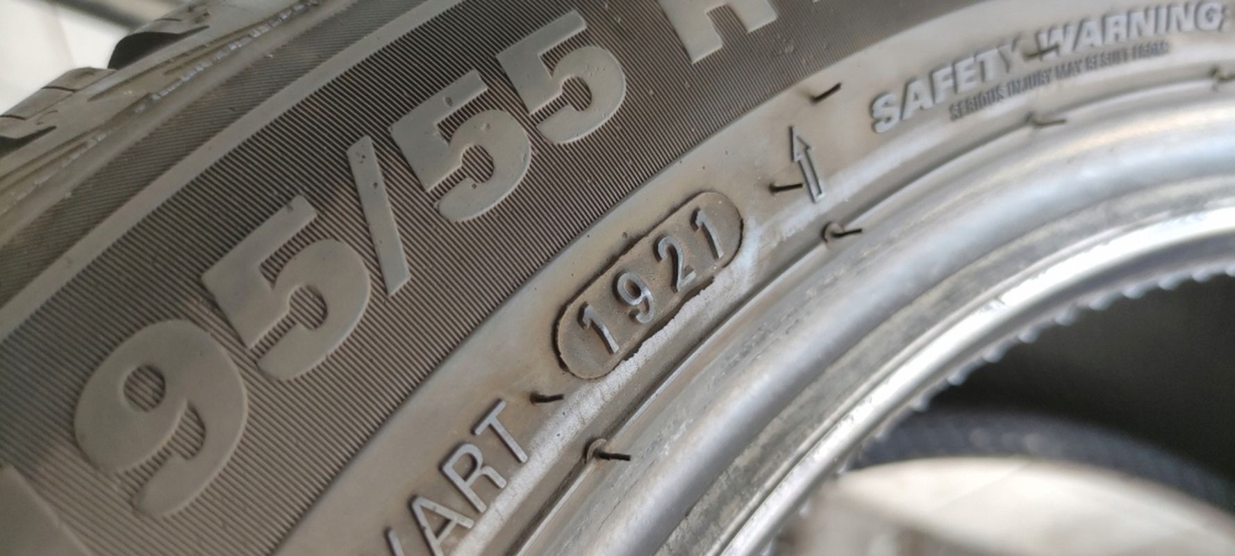 2x 195/55r15 Kumho Solus 4s Ha32/85h 2021r 6mm D/B/72dB