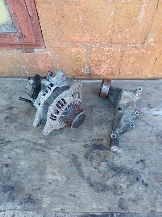 Kia sorento 1 2.5 CRDI Hyundai H1 генератор