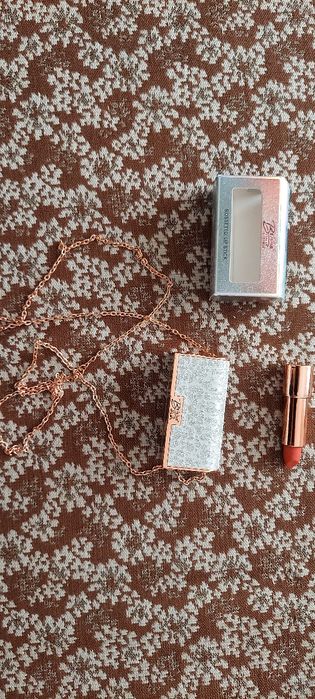 Помада для губ Bemma