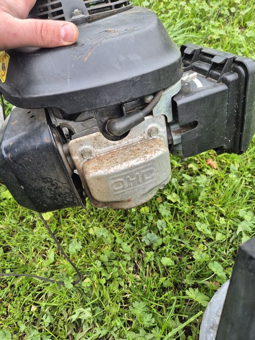 Silniki do kosiarek spalinowych briggs NAC honda