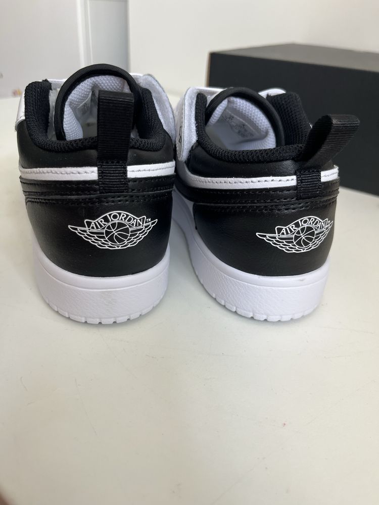 Sneakersy niskie wsuwane Nike Air Jordan 1 Low Alt na rzepę