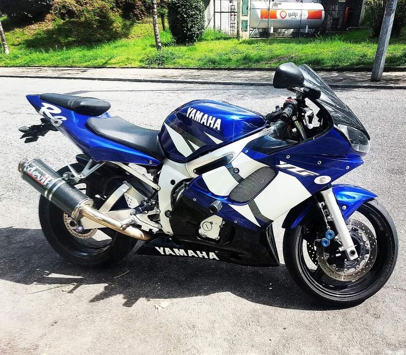 Yamaha yzf r6 2002
