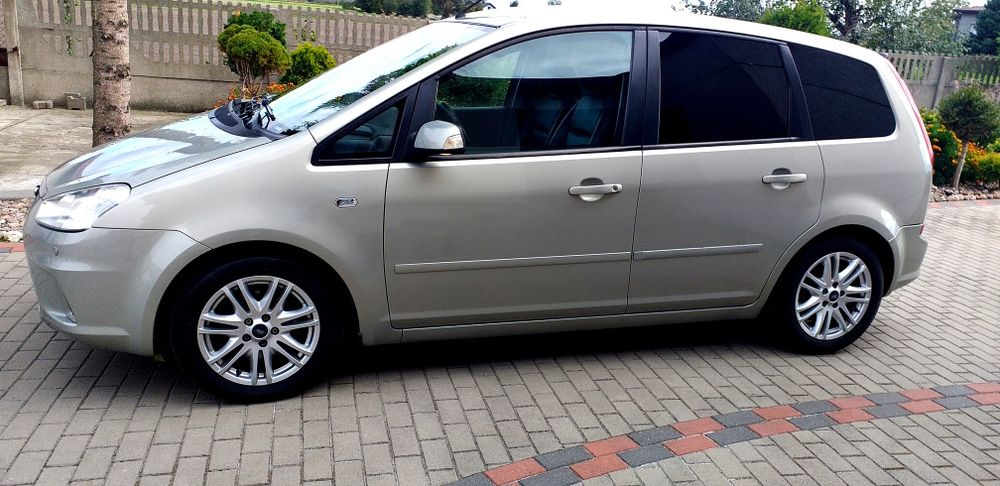 Samochód osobowy Ford c-max