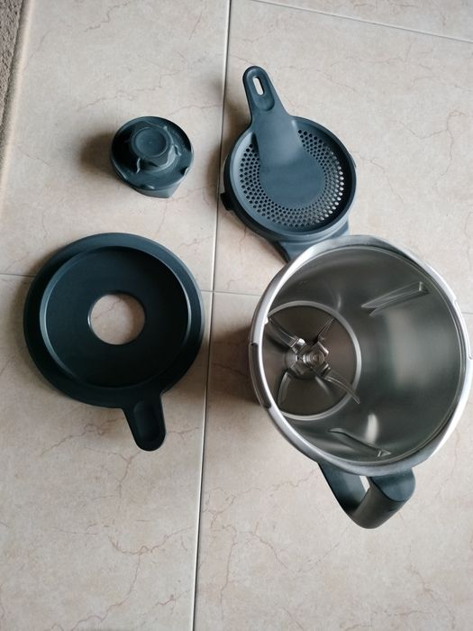 Copo e acessórios Bimby 6