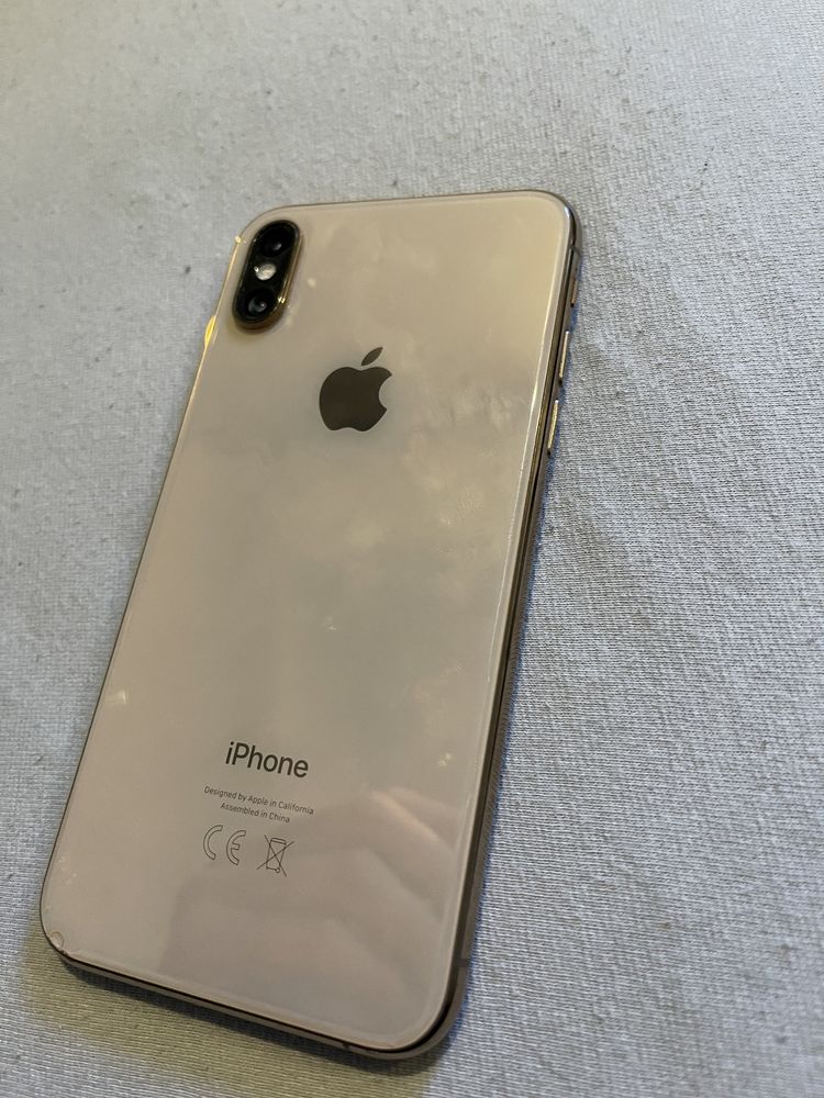 iphone XS gold uszkodzony