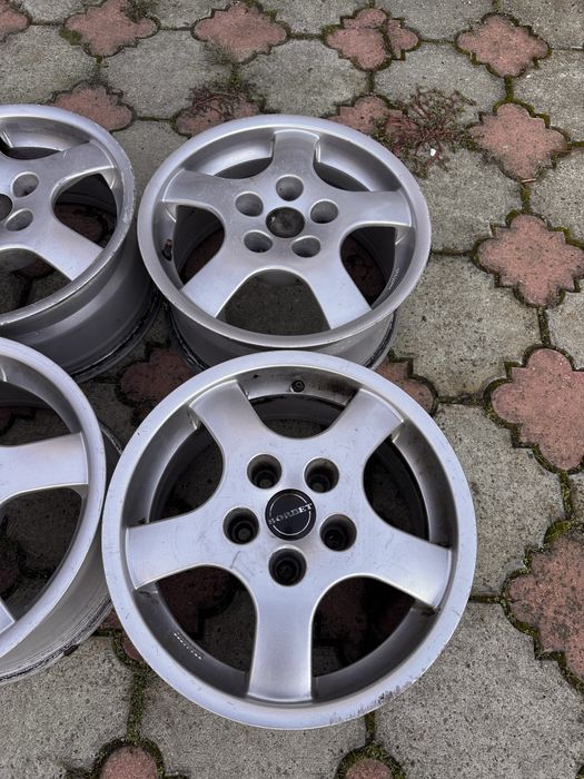 Диски Borbet R15 7j PCD5*112 ET35 CB70535